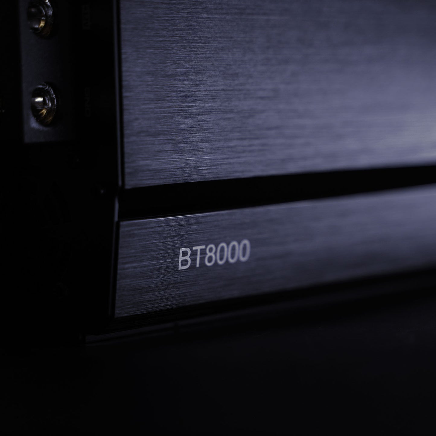 8000 WATT CLASS D MONOBLOCK AMPLIFIER